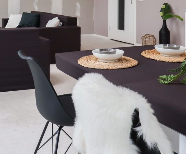 Dress your cardboard dinner table (single) with this fabric cover in color GREG