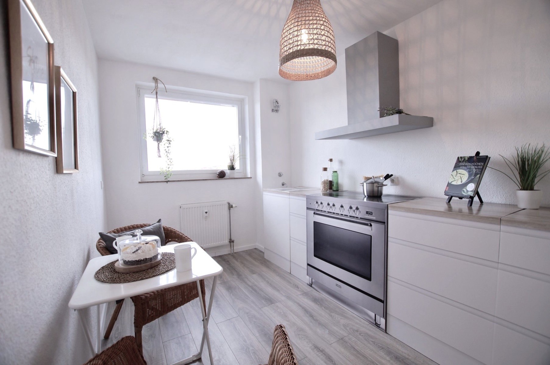 Pudda Homestaging with Cubiqz basic cardboard kitchen Pudda Homestaging with Cubiqz basic cardboard kitchen