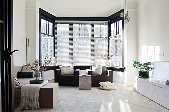 CUBIQZ cardboard furniture at stadshuys 053 CUBIQZ cardboard furniture at stadshuys 053